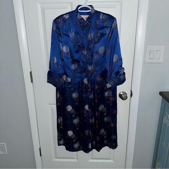 Authentic Peony Brand Shanghai China Vintage Embroidered Blue floral Kimono - Picture 9 of 12
